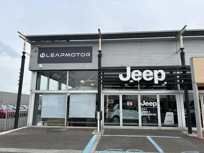 Jeep Pau